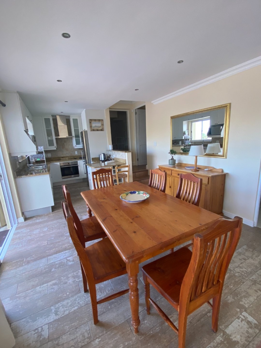 To Let 4 Bedroom Property for Rent in Fish Hoek Western Cape